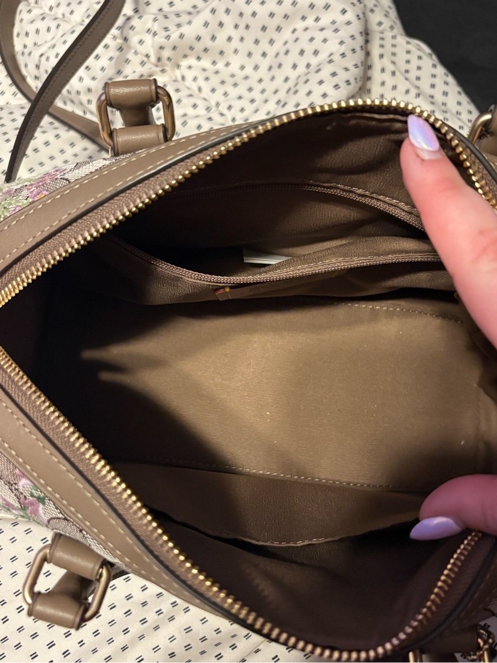 Coach Jacquard Floral Medium Rowan - Picture 4 of 4